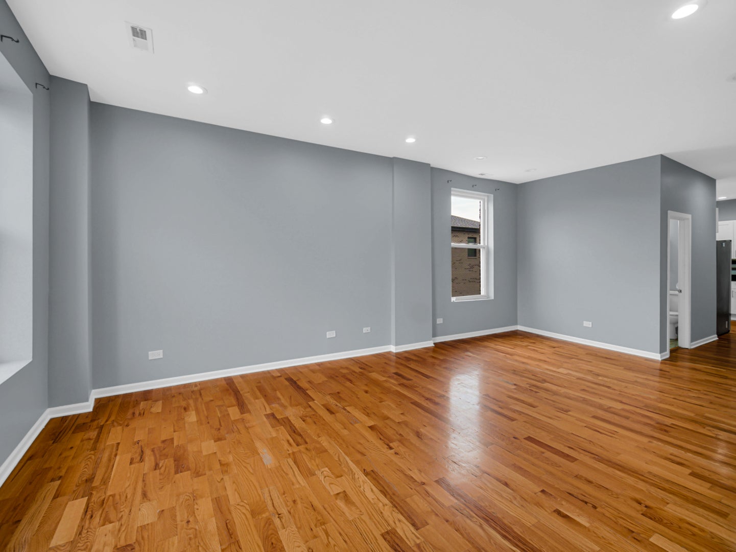 2608 W 38th Street