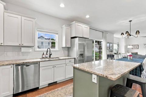 Tiny photo for 32 Blackstone Way, LeClaire, IA 52753 (MLS # 12770188)