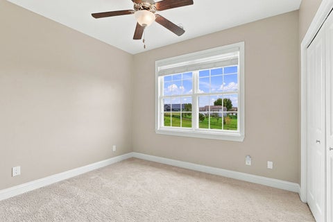 Tiny photo for 32 Blackstone Way, LeClaire, IA 52753 (MLS # 12770188)
