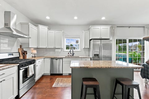 Tiny photo for 32 Blackstone Way, LeClaire, IA 52753 (MLS # 12770188)