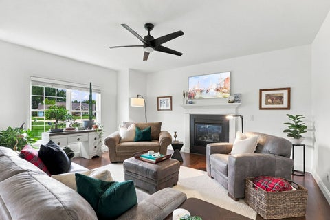 Tiny photo for 32 Blackstone Way, LeClaire, IA 52753 (MLS # 12770188)