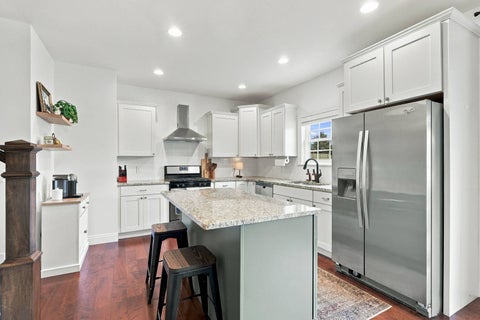 Tiny photo for 32 Blackstone Way, LeClaire, IA 52753 (MLS # 12770188)