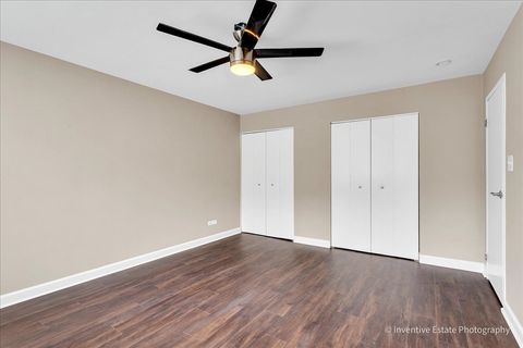 Tiny photo for 201 S Maple Avenue #111, Oak Park, IL 60302 (MLS # 12614986)