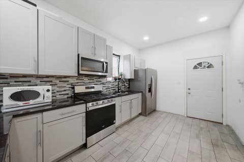Tiny photo for 1300 N Monticello Avenue, Chicago, IL 60651 (MLS # 12705222)