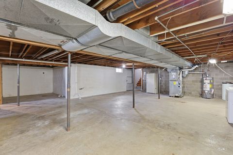Tiny photo for 410 S Chicago Street, Rossville, IL 60963 (MLS # 12613122)