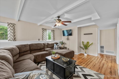 Tiny photo for 638 Sussex Lane, Crystal Lake, IL 60014 (MLS # 12683907)