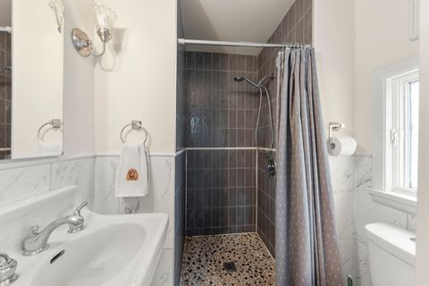 Tiny photo for 659 W Downer Place, Aurora, IL 60506 (MLS # 12585059)