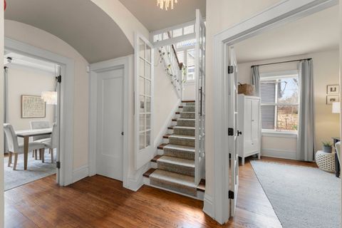 Tiny photo for 659 W Downer Place, Aurora, IL 60506 (MLS # 12585059)