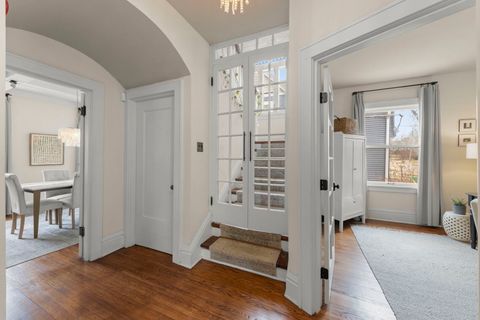 Tiny photo for 659 W Downer Place, Aurora, IL 60506 (MLS # 12585059)