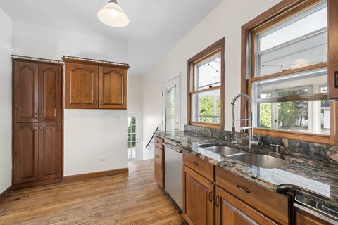 Tiny photo for 333 E Chicago Avenue, Hinsdale, IL 60521 (MLS # 12788536)