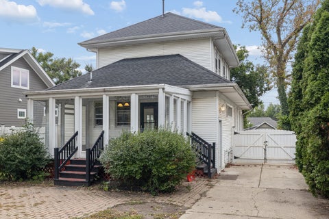 Tiny photo for 333 E Chicago Avenue, Hinsdale, IL 60521 (MLS # 12788536)