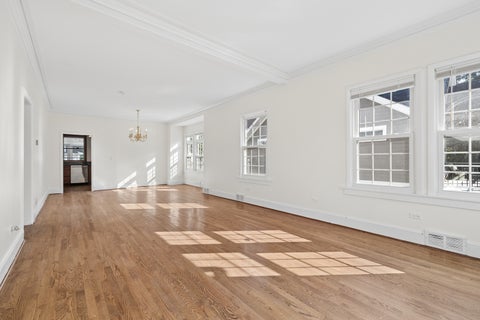 Tiny photo for 333 E Chicago Avenue, Hinsdale, IL 60521 (MLS # 12788536)
