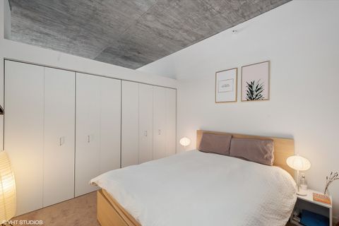 Tiny photo for 1345 S Wabash Avenue #608, Chicago, IL 60605 (MLS # 12607004)