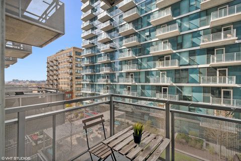 Tiny photo for 1345 S Wabash Avenue #608, Chicago, IL 60605 (MLS # 12607004)