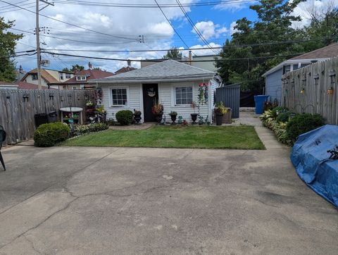 Tiny photo for 1511 N Central Avenue, Chicago, IL 60651 (MLS # 12456237)