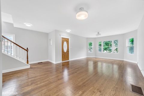 Tiny photo for 3515 N Oriole Avenue, Chicago, IL 60634 (MLS # 12676748)