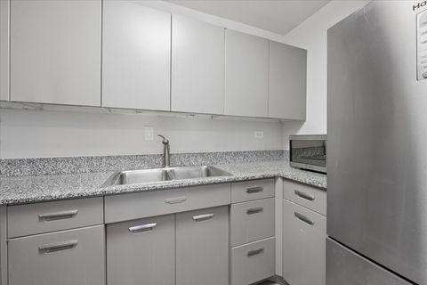 Tiny photo for 910 N LAKE SHORE Drive #1415, Chicago, IL 60611 (MLS # 12605661)