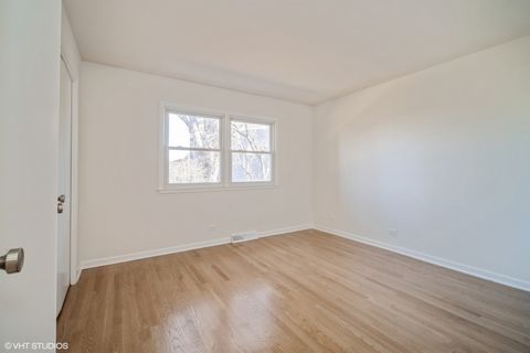 Tiny photo for 1770 Overland Trail, Deerfield, IL 60015 (MLS # 12469172)