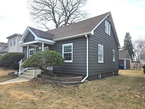 Tiny photo for 1738 Seymour Avenue, North Chicago, IL 60064 (MLS # 12583409)