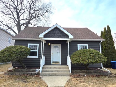 Tiny photo for 1738 Seymour Avenue, North Chicago, IL 60064 (MLS # 12583409)