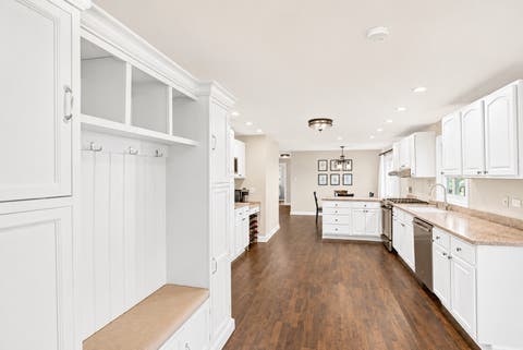 Tiny photo for 319 S BRAINTREE Drive, Schaumburg, IL 60193 (MLS # 12694305)