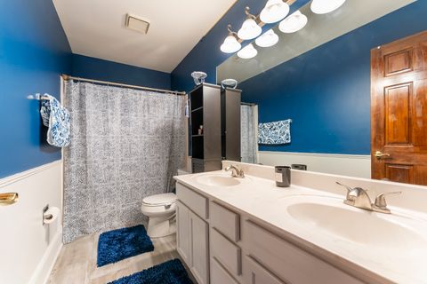 Tiny photo for 2409 Baldwin Court, Schaumburg, IL 60193 (MLS # 12554665)