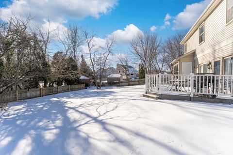 Tiny photo for 2409 Baldwin Court, Schaumburg, IL 60193 (MLS # 12554665)