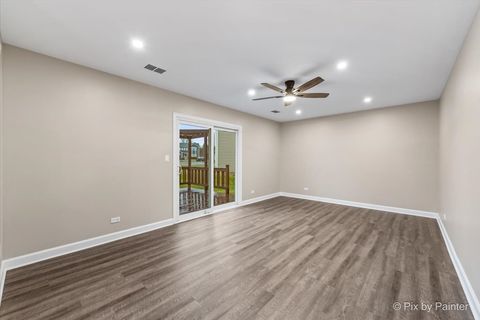 Tiny photo for 1700 Wildwood Lane, Hanover Park, IL 60133 (MLS # 12544501)