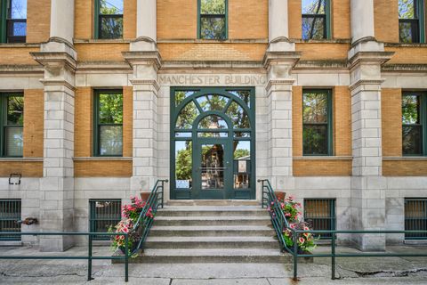 2035 W Charleston Street 405 Chicago IL 60647