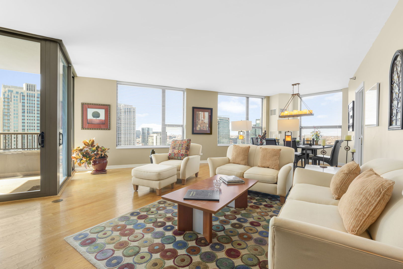 501 N Clinton Street 2505