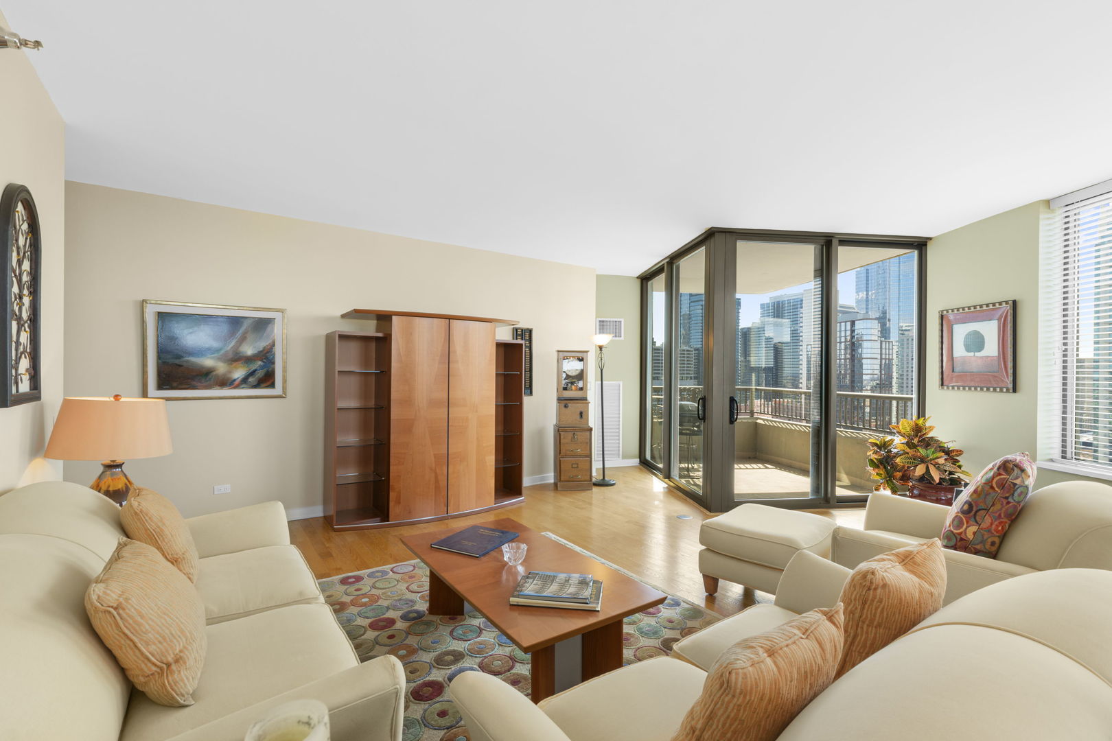 501 N Clinton Street 2505