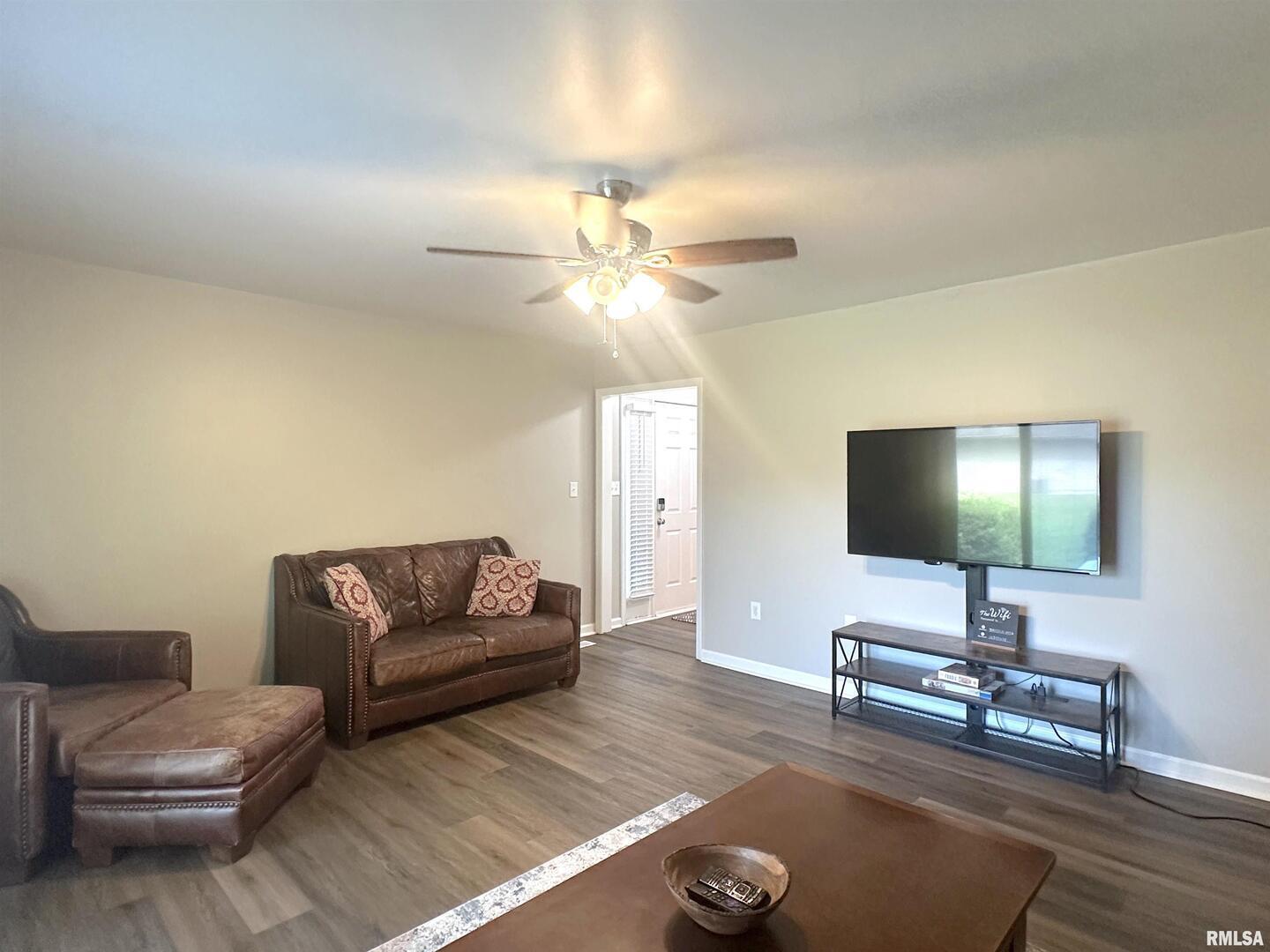 5559 COUNTRY CLUB Road