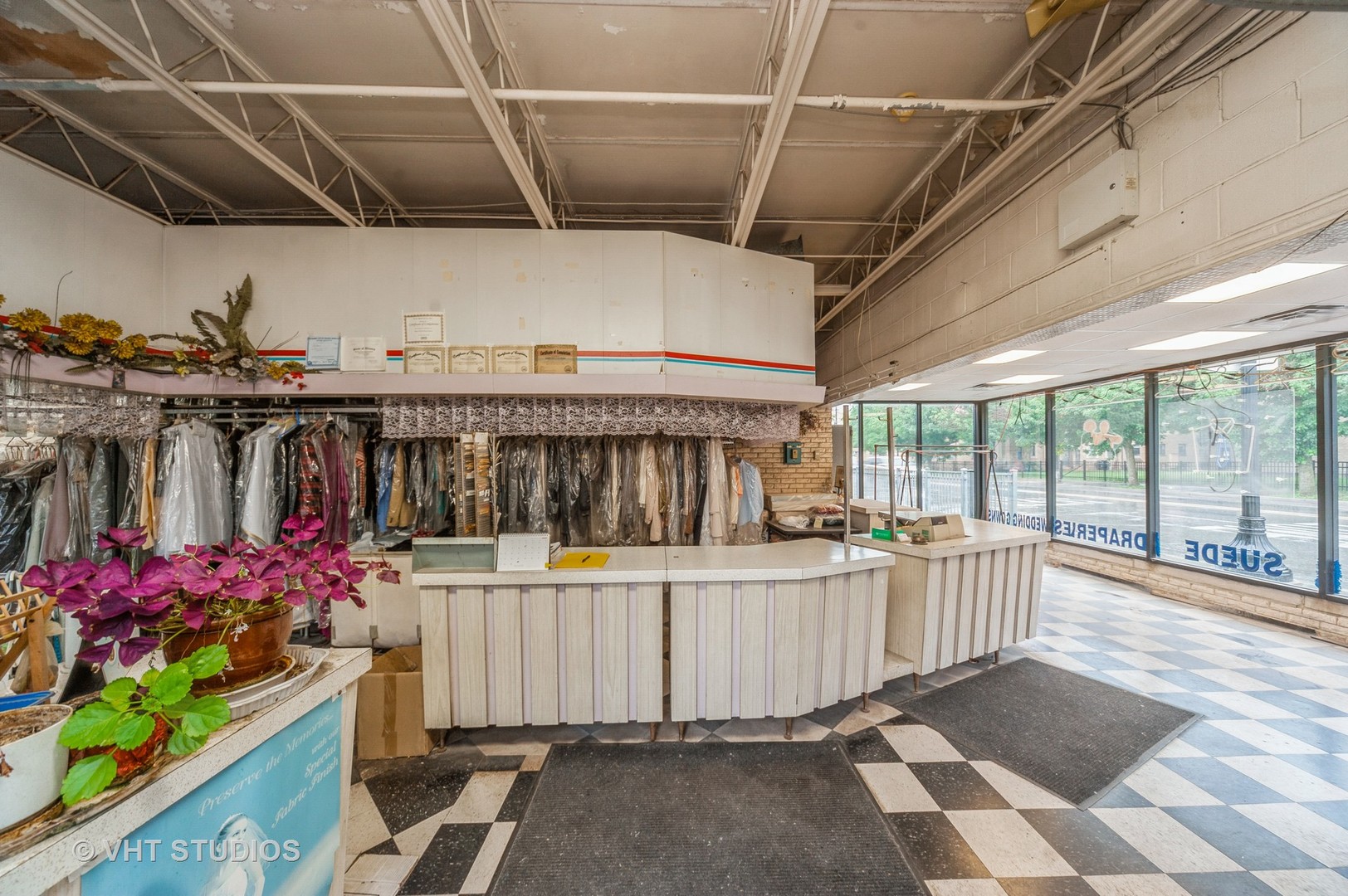 6124 W Irving Park Road