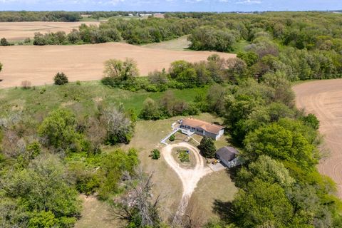 Tiny photo for 10630 Meredosia Road, Albany, IL 61230 (MLS # 12642297)