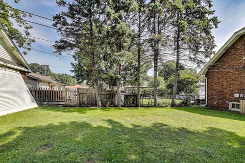 Tiny photo for 1102 Wadsworth Avenue, North Chicago, IL 60064 (MLS # 12448543)