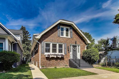 Tiny photo for 1102 Wadsworth Avenue, North Chicago, IL 60064 (MLS # 12448543)