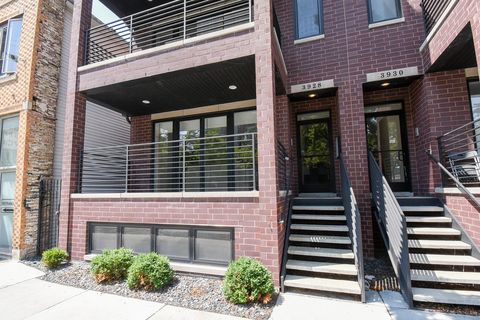 Tiny photo for Chicago, IL 60613 (MLS # 12580827)