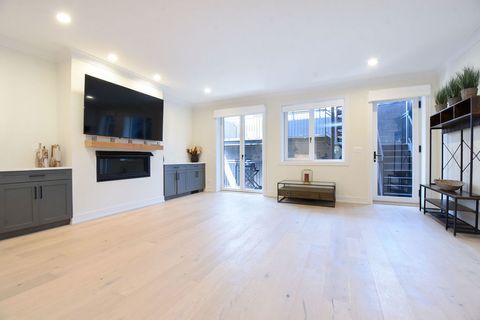 Tiny photo for Chicago, IL 60613 (MLS # 12580827)