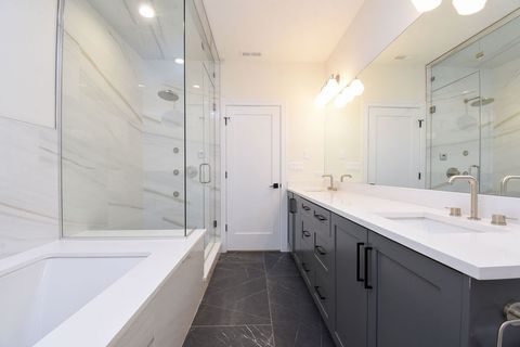 Tiny photo for Chicago, IL 60613 (MLS # 12580827)