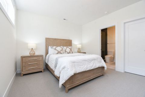 Tiny photo for Chicago, IL 60613 (MLS # 12580827)