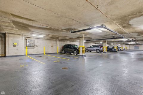 Tiny photo for 450 W Briar Place #10H, Chicago, IL 60657 (MLS # 12559607)