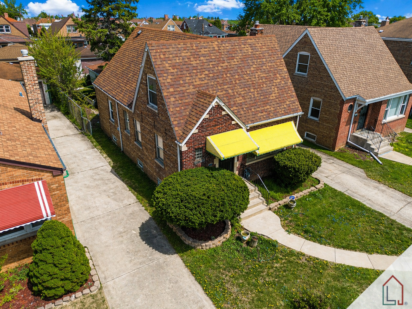 11015 S Peoria Street