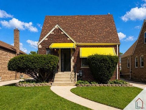 Photo of 11015 S Peoria Street, Chicago, IL 60643 (MLS # 12627737)