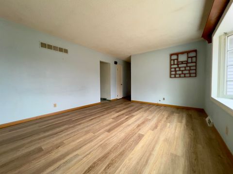 Tiny photo for 4816 Candlelight Dr Drive, Davenport, IA 52806 (MLS # 100000451)