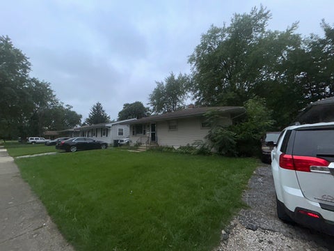 Tiny photo for 2106 Gideon Avenue, Zion, IL 60099 (MLS # 12754883)