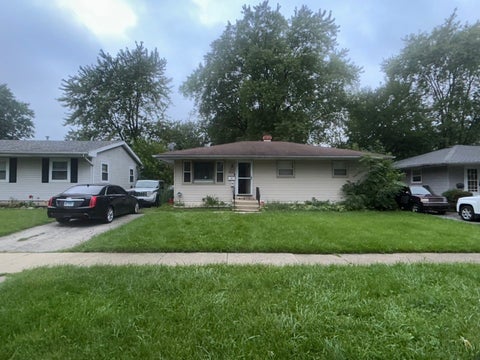 Tiny photo for 2106 Gideon Avenue, Zion, IL 60099 (MLS # 12754883)