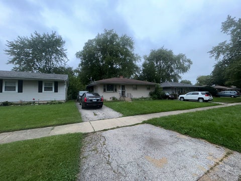 Tiny photo for 2106 Gideon Avenue, Zion, IL 60099 (MLS # 12754883)