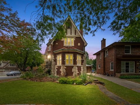 Tiny photo for 9001 S BELL Avenue, Chicago, IL 60643 (MLS # 12495135)