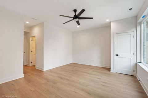 Tiny photo for 1635 W 21st Place #1, Chicago, IL 60608 (MLS # 12500325)