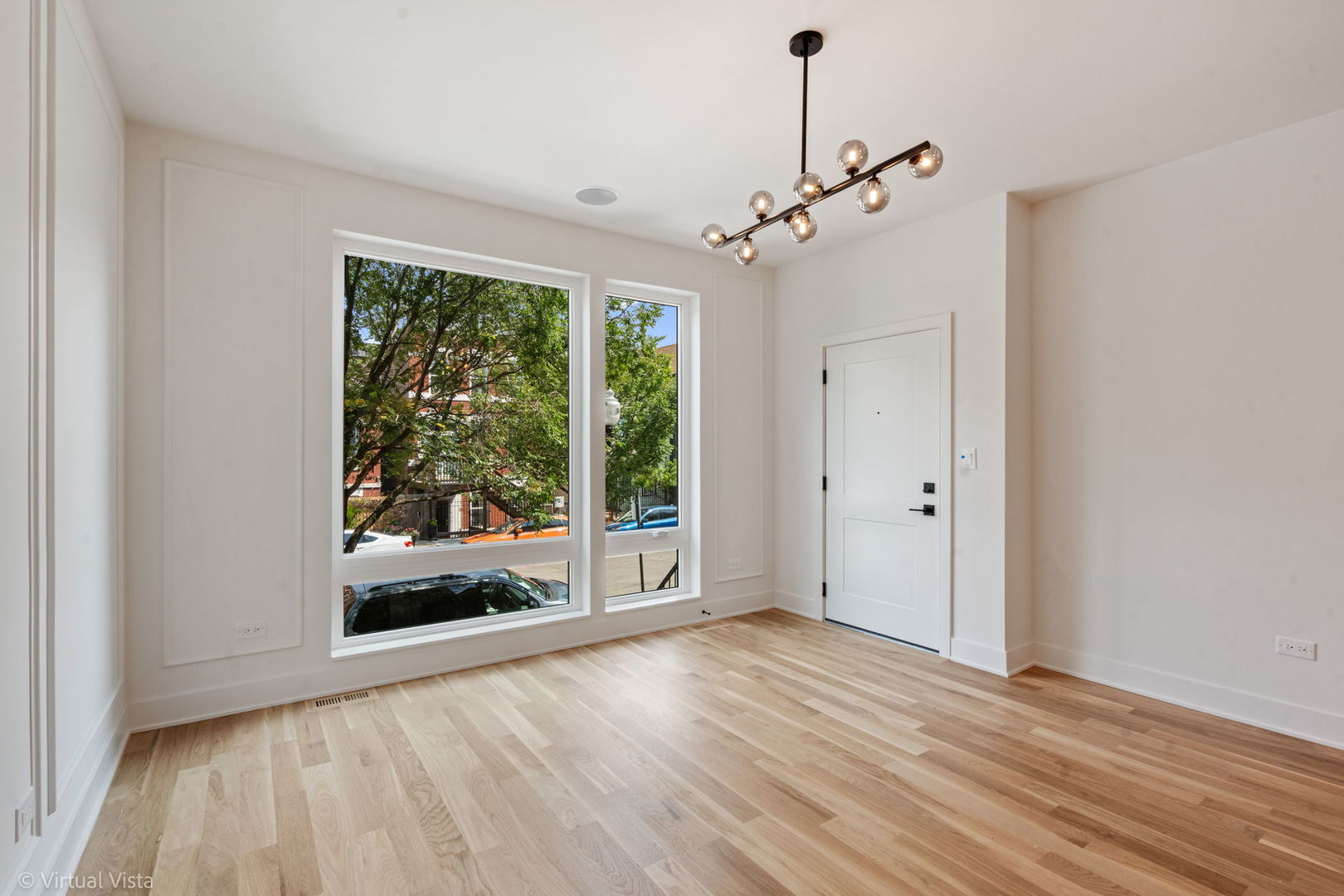 1635 W 21st Place 1